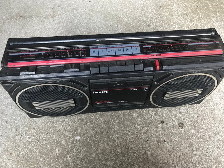 PHILIPS D8040 Stereo Radio Cassette Recorder Boombox