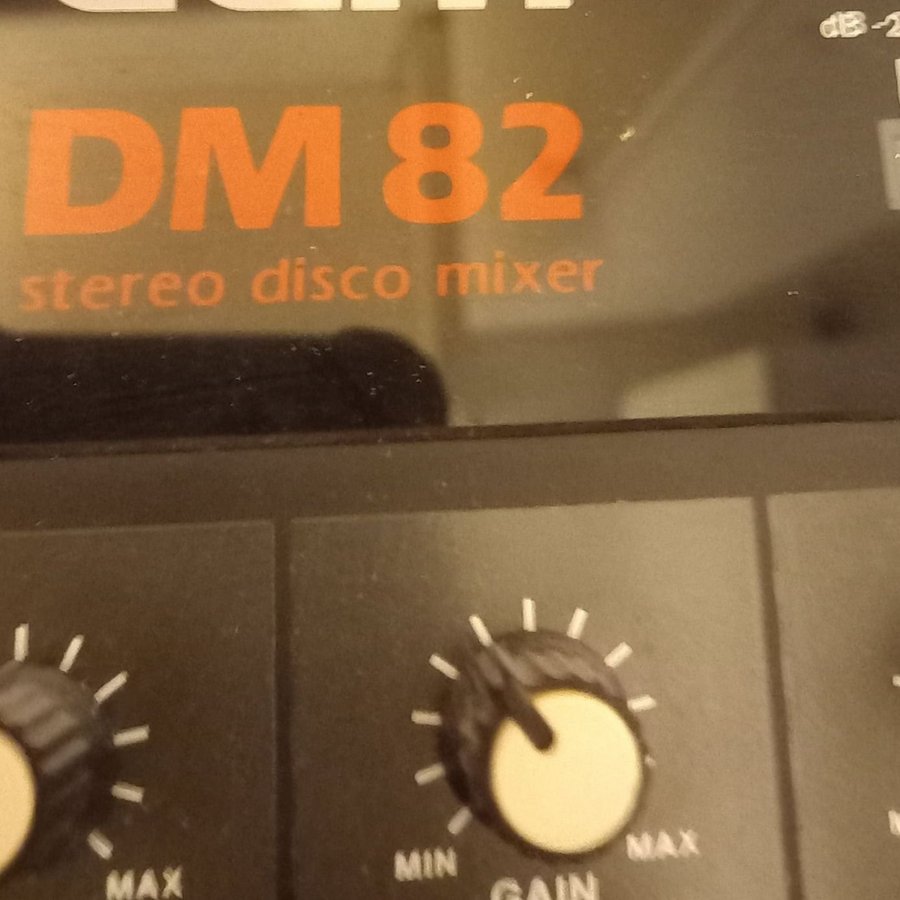 Vintage LEM DM82 Stereo Disco Mixer i bra skick Fullt Fungera