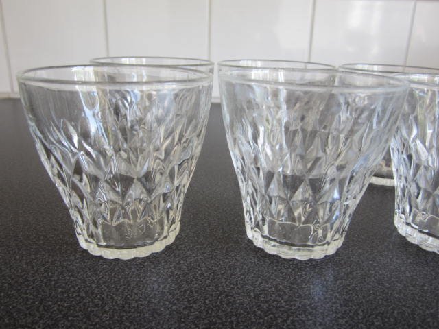 1 KRONA VERECO 10 RETRO DRICKSGLAS GLAS VATTENGLAS 70 TAL