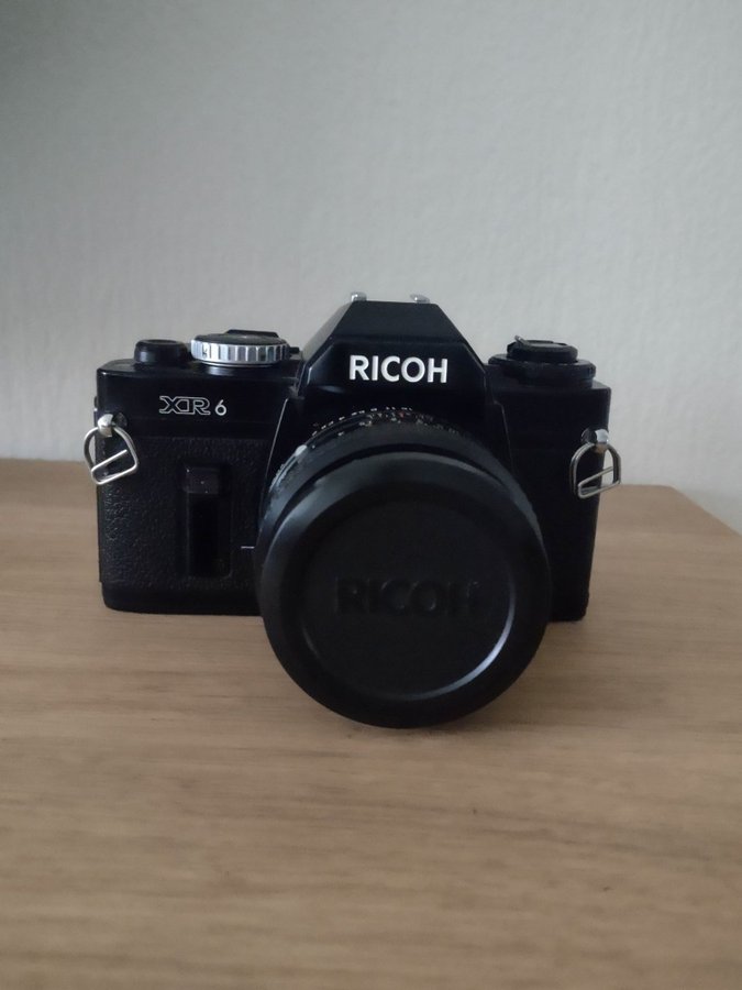 Super fint Ricoh XR-6 med original objektiv