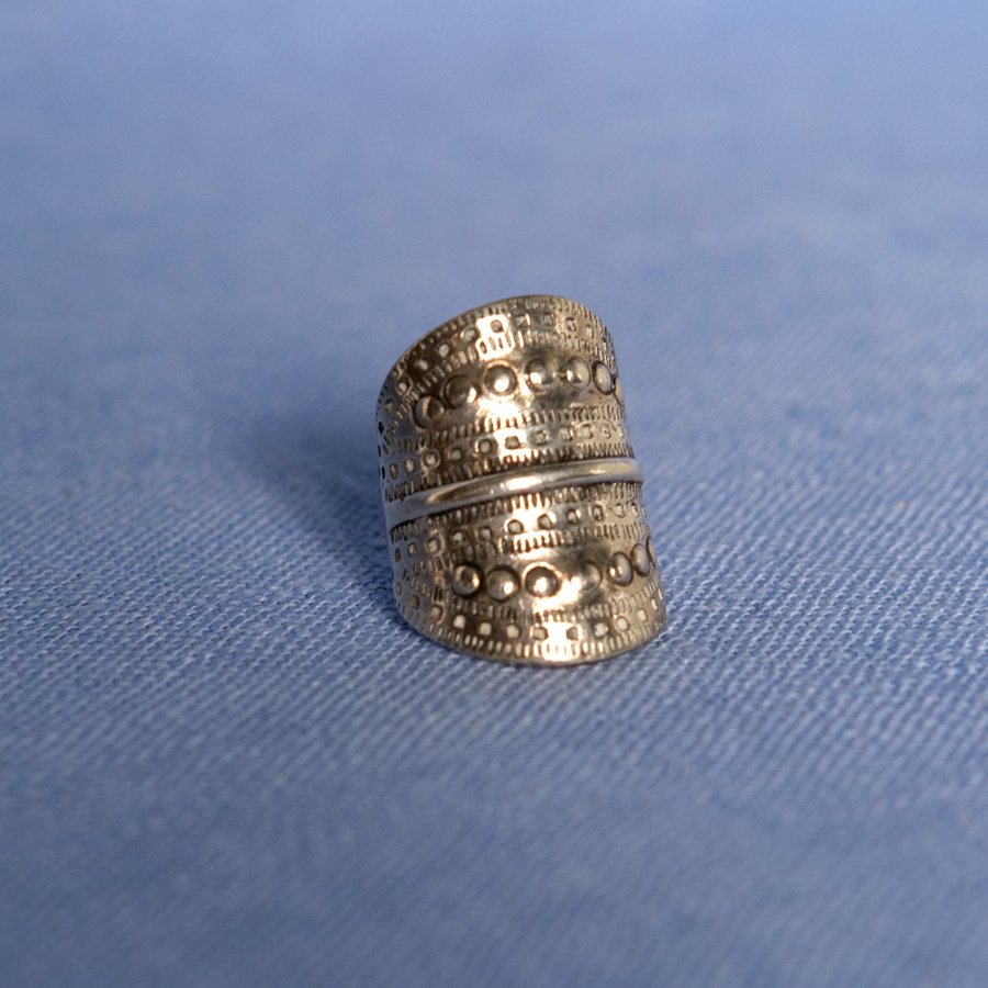 Fin reglerbar ring i stämplat silver 925 Birka Birkaringen Björkö vikingatid