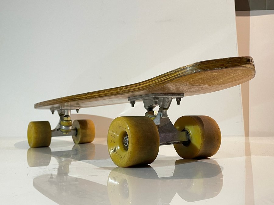PRO-AM Skateboard 70 tal Pure Gold - komplett med truckar + hjul Vintage RARE