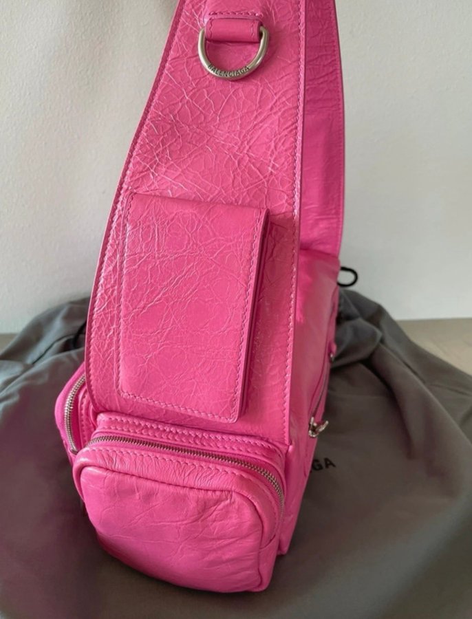 Balenciaga Superbusy Rosa Sling Bag Väska NY