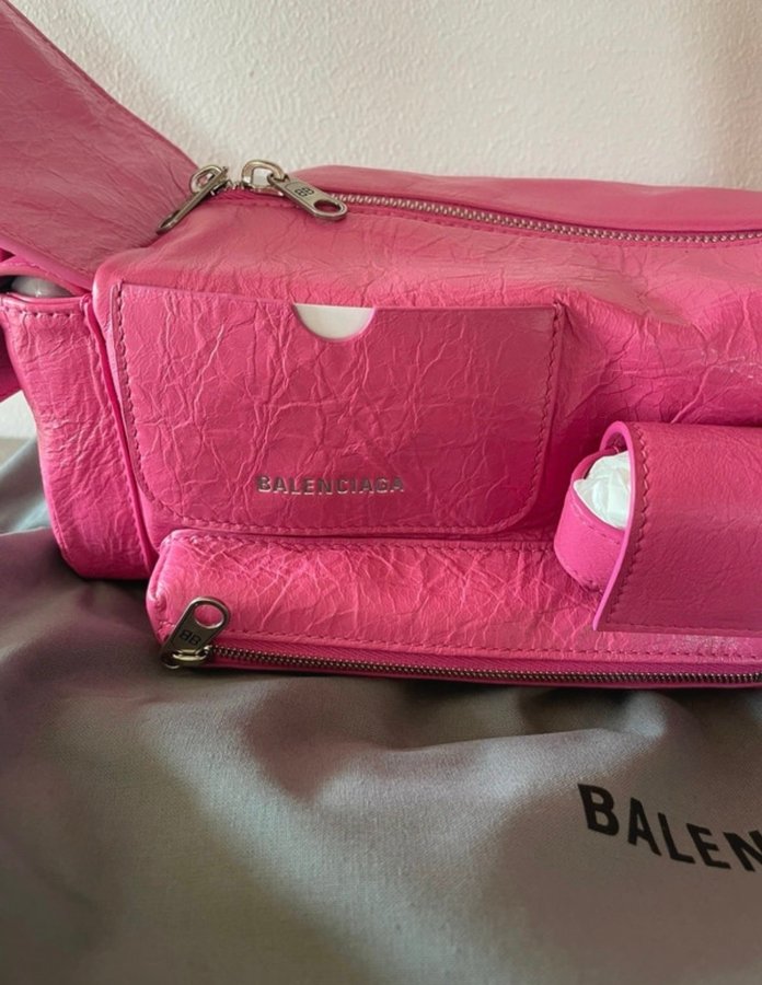 Balenciaga Superbusy Rosa Sling Bag Väska NY