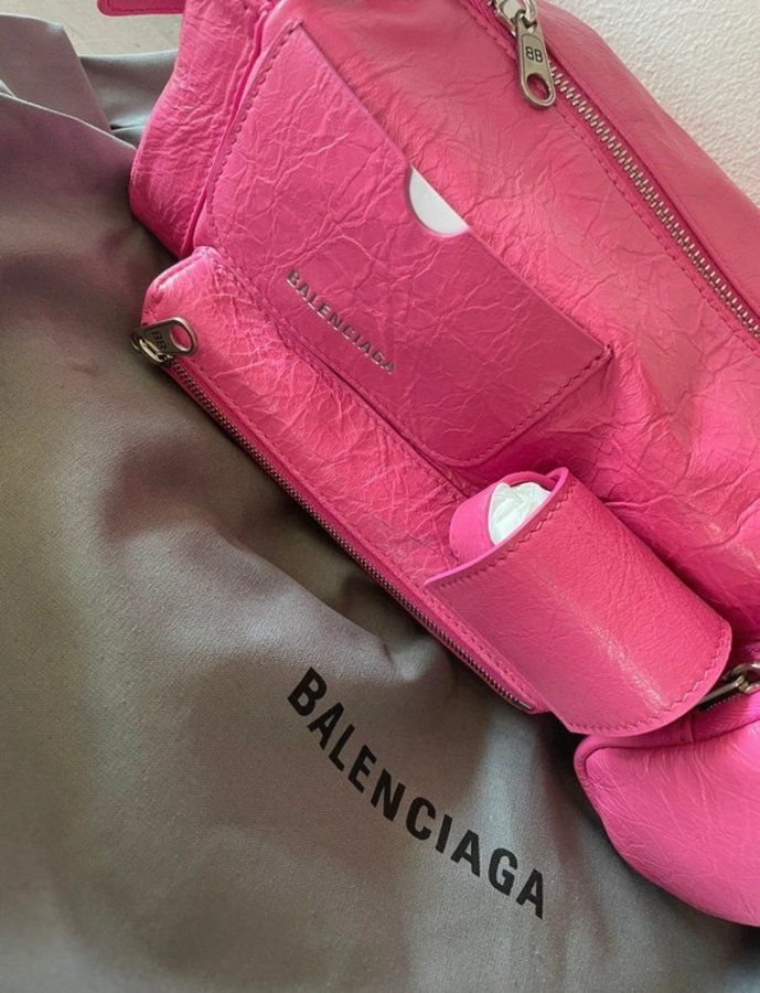 Balenciaga Superbusy Rosa Sling Bag Väska NY