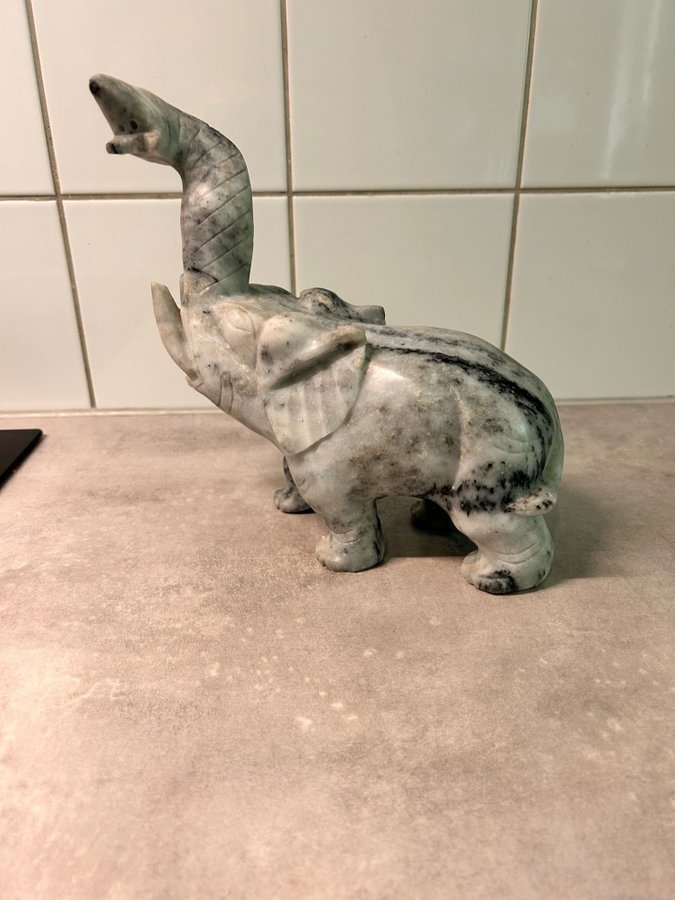 Stor tung Stenfigur - elefant - figurin - skulptur - handgjord