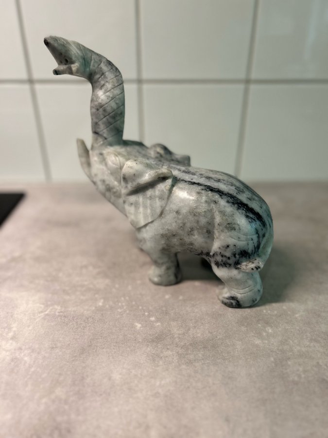 Stor tung Stenfigur - elefant - figurin - skulptur - handgjord