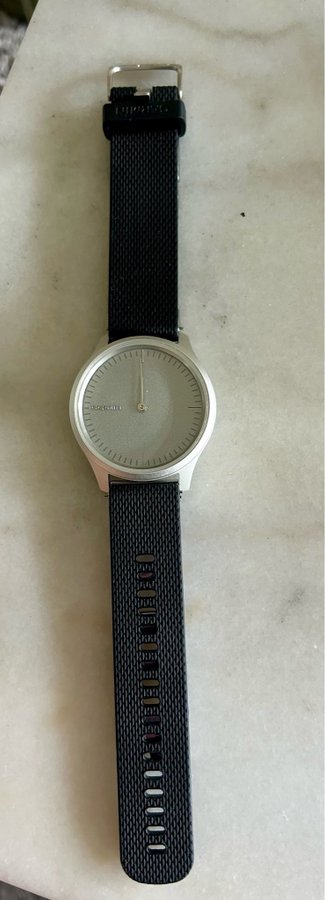 Garmin Vivomove Style - Silver