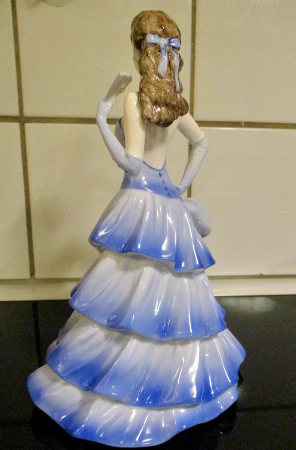 Porslin Figurin Kvinna Fine Bone China © Coalport Ladies of Fashion ADELE 1992