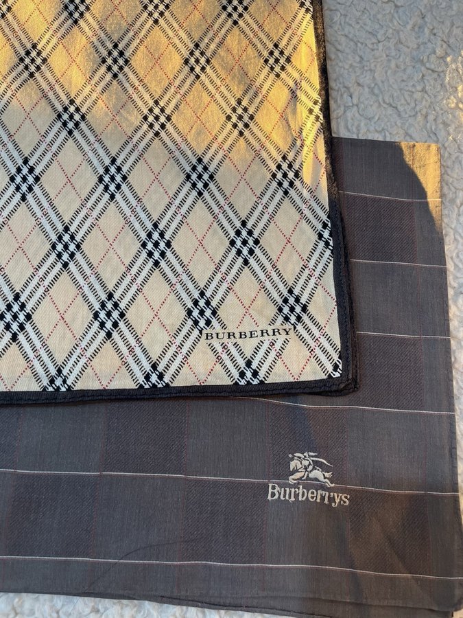 Burberry beige grå halsduk