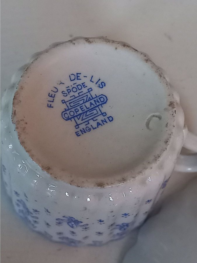 SPODE COPELAND 1 espressokopp med fat Fleur-de-Lis liten kopp