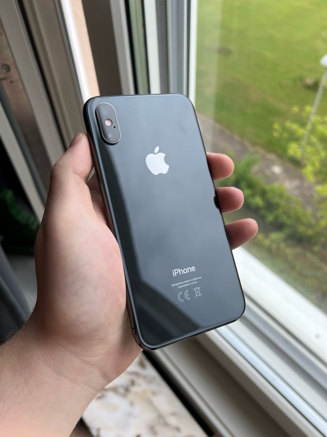 iPhone XS 64GB