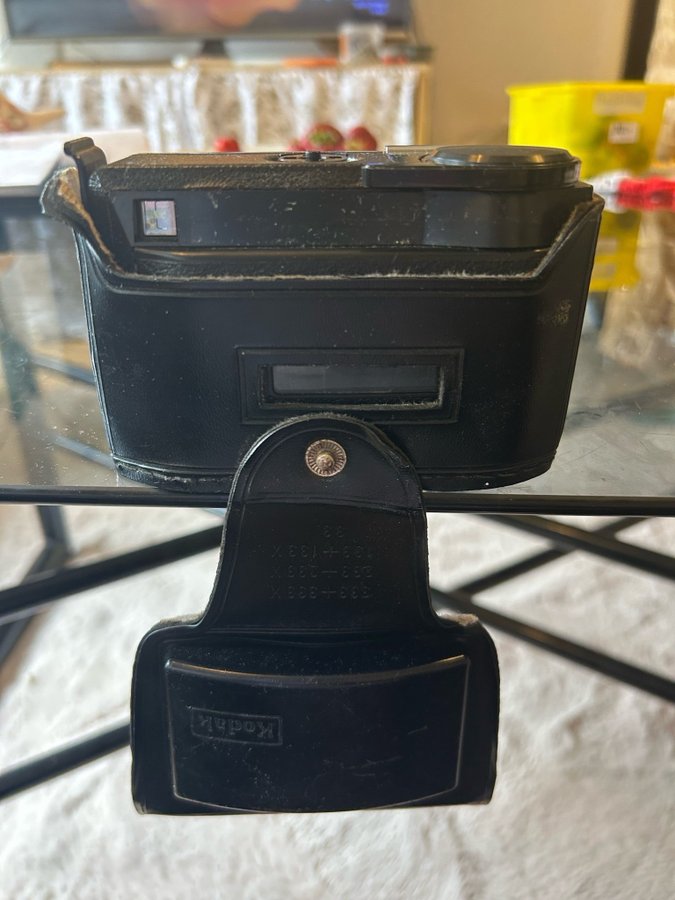 Kompaktkamera paket med tillbehör