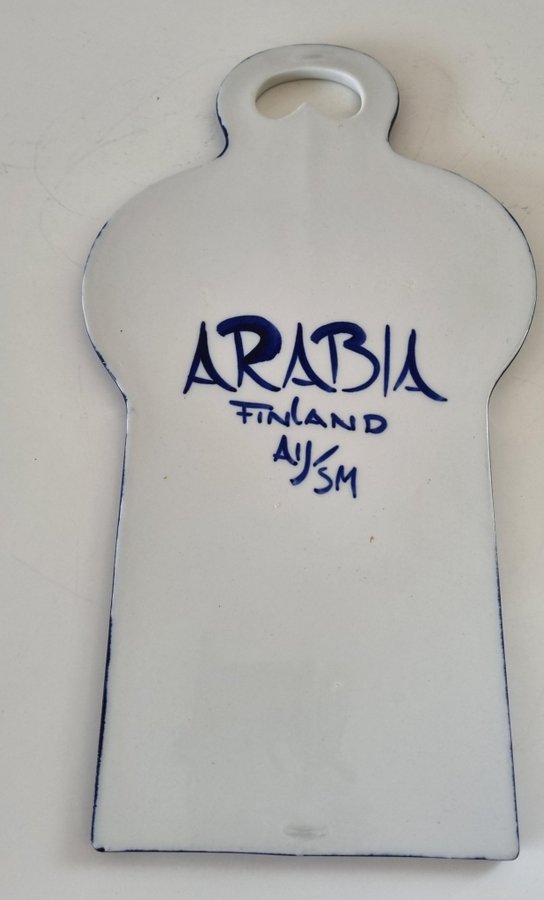 Skärbräda / serveringsbräda "PAJU" från Arabia av Anja Jaatinen-Winqvist