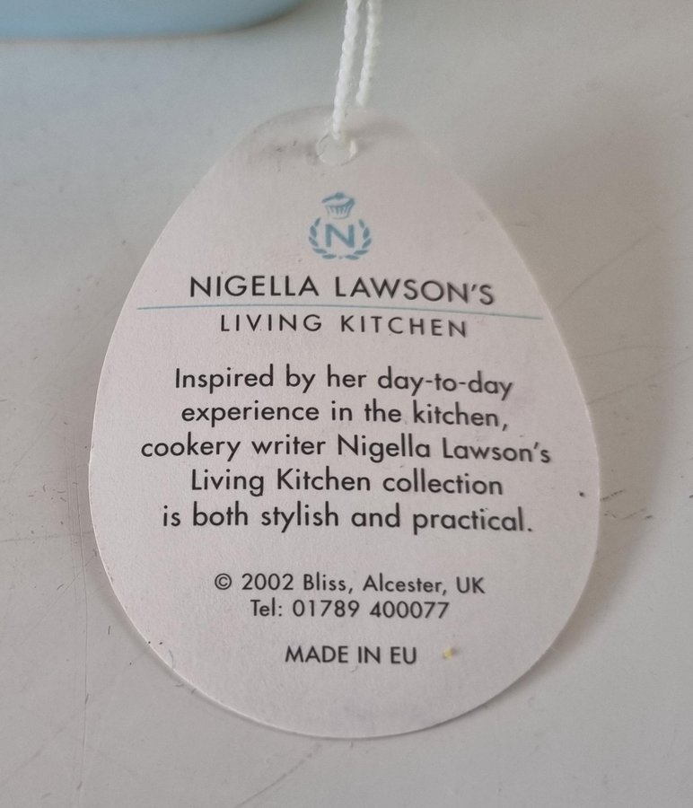 NY! Nigella Lawson´s pastellblå citruspress / juicepress / citronpress