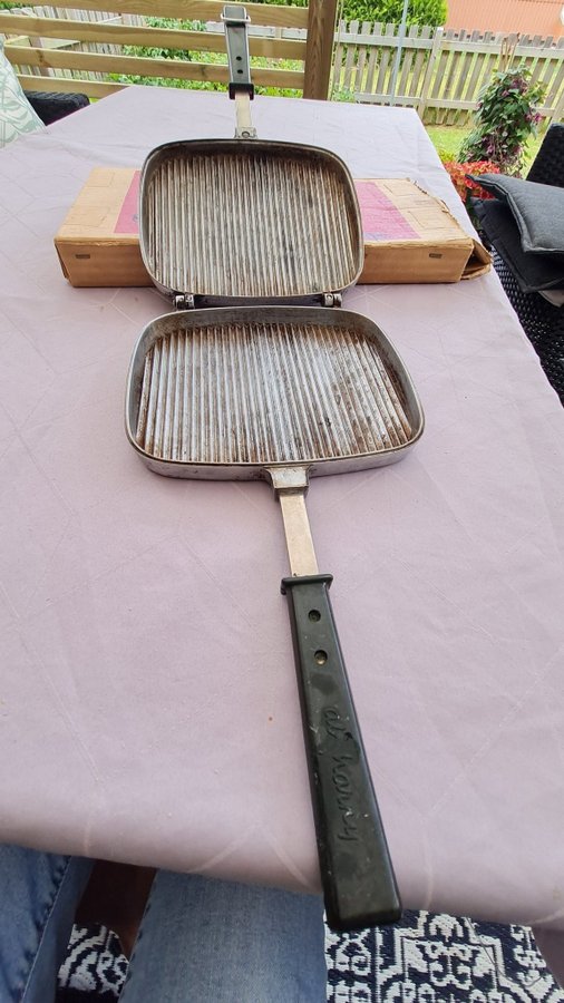 Retro Vintage Grill Harny grillen I orginalkartong Camping Utomhusliv Hiking