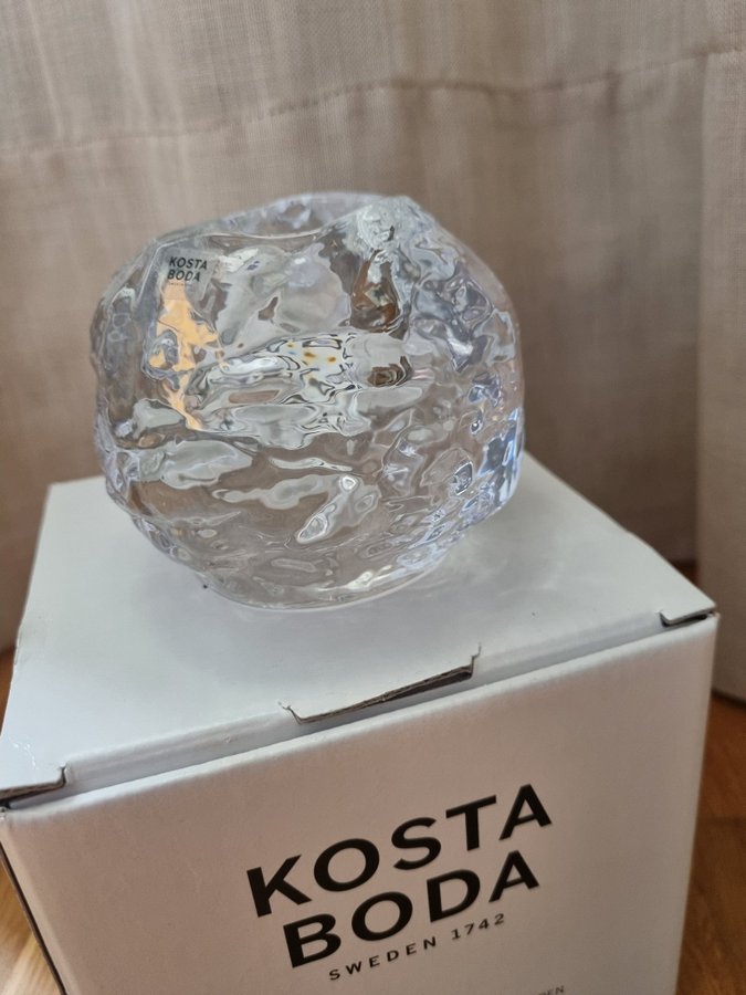 Kosta Boda Snöboll/Snowball 7 cm ny oöppnad!