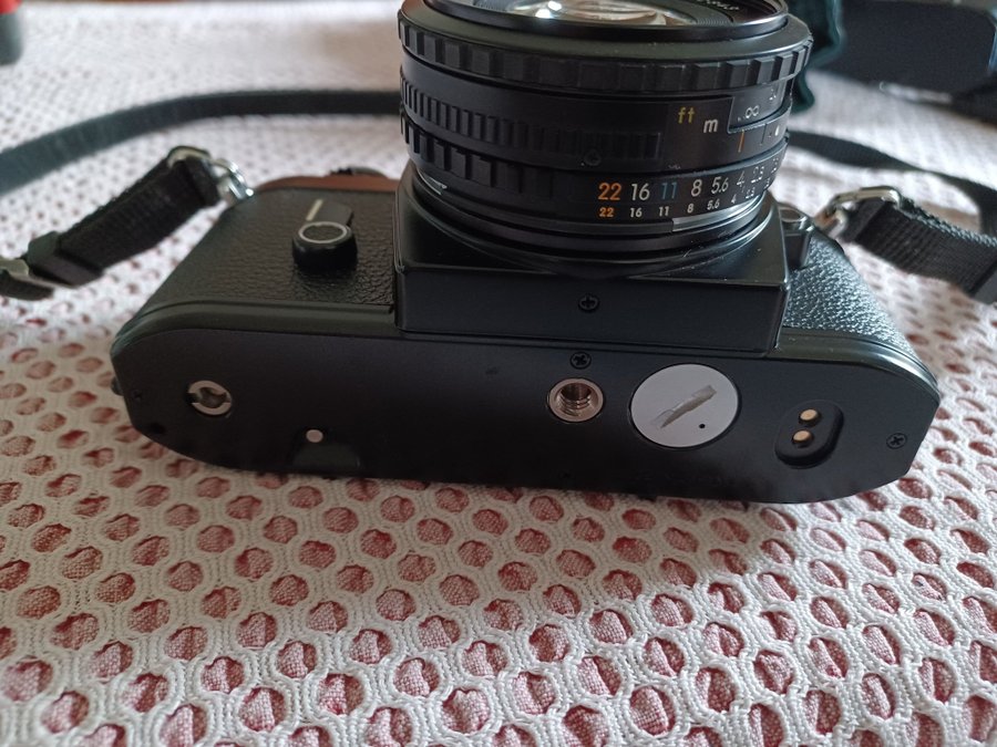 Nikon M90 kamera med tillbehör