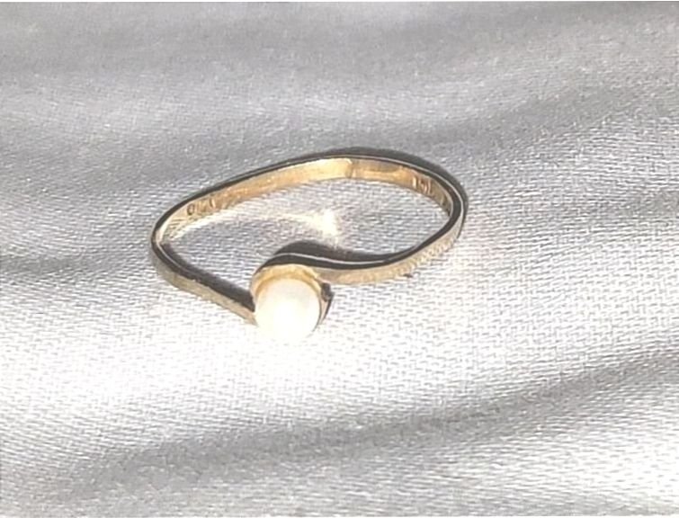 Äkta 9K guld Ring med pärla 45mm Ø175 mm