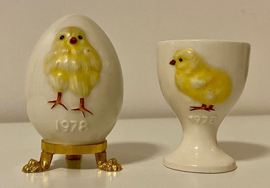 Samlarägg/årsägg och äggkopp 1978 Goebel högsta 8cm