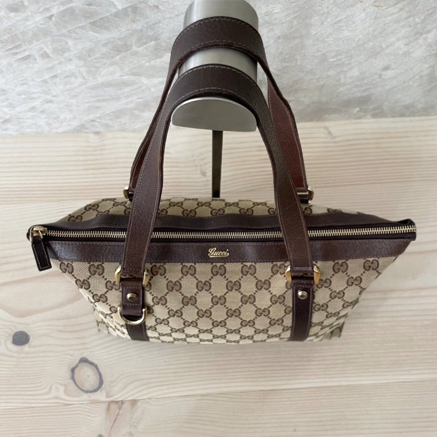 Gucci GG Abbey Zip Tote