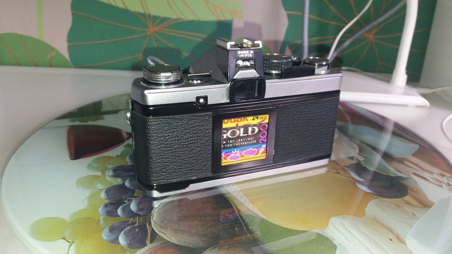 Olympus OM - 2 film SLR-kamera