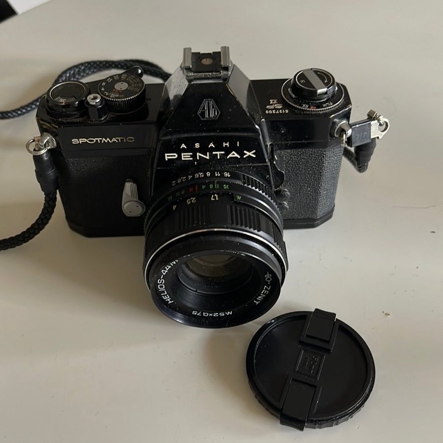 Asahi Pentax Spotmatic med 58mm f/2 objektiv