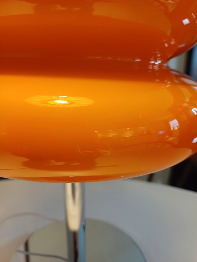 Fin orange macaron bordslampa