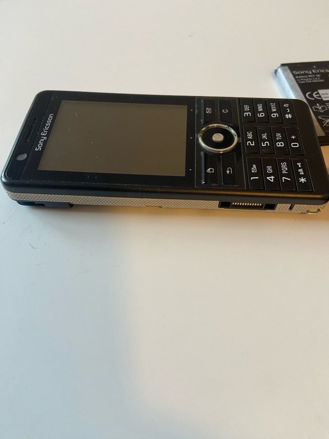 Sony Ericsson G900 08W40