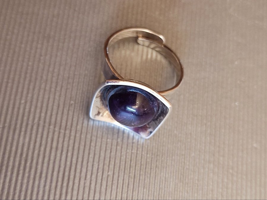 ALTON SILVER RING MED BERGKRISTALL