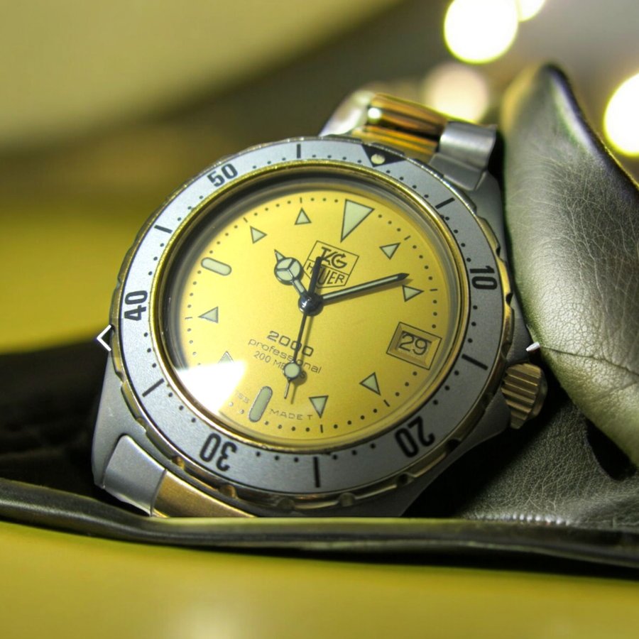 Vintage golden line tag heuer 2000