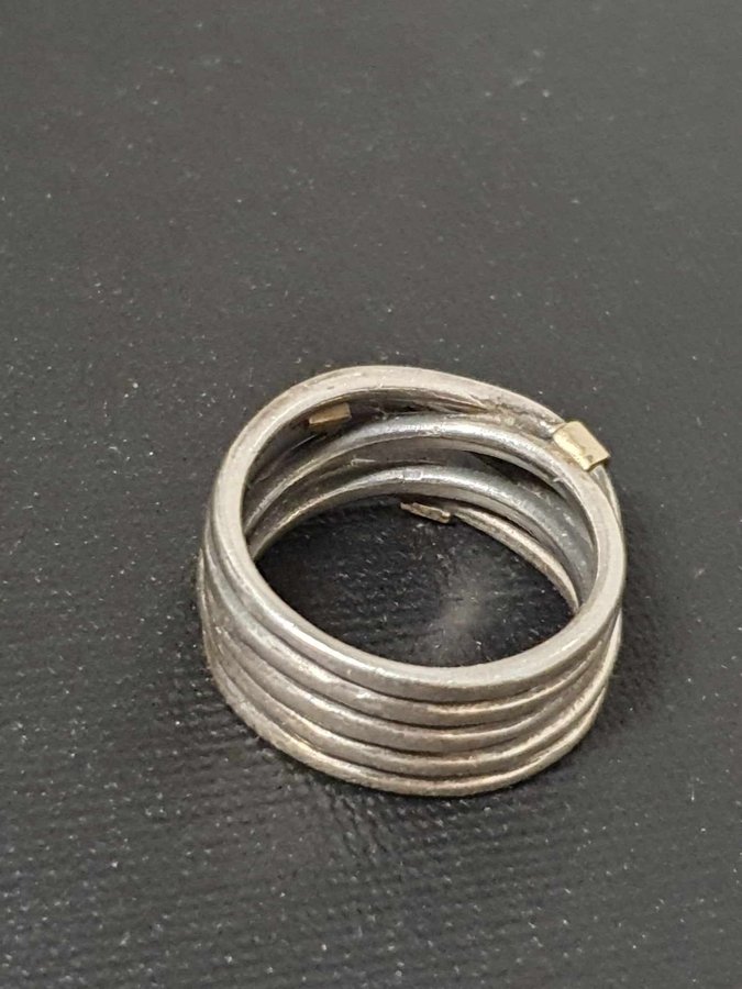 STERLING SILVER RING