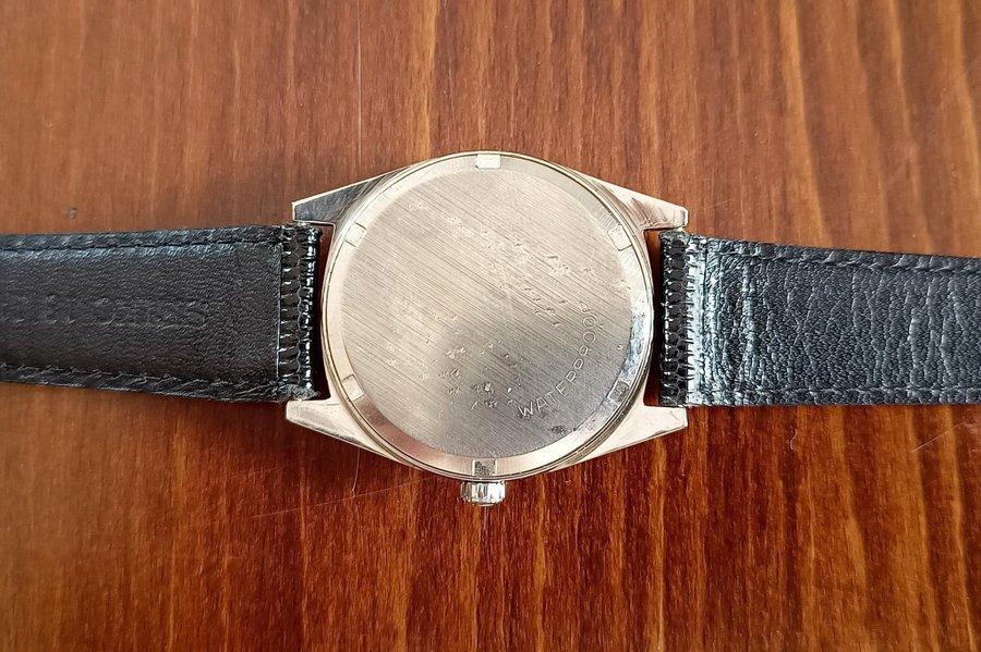 Vintage Omega Genève watch from the 1960s