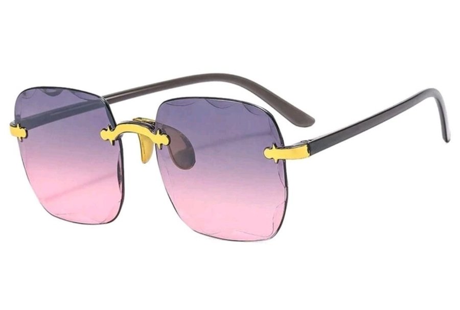 Solglasögon NYA m grårosa transparenta glas i Snygg design Jättefin modell