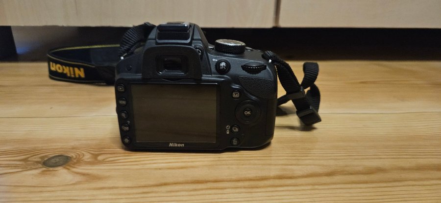 Nikon D3200 med objektiv