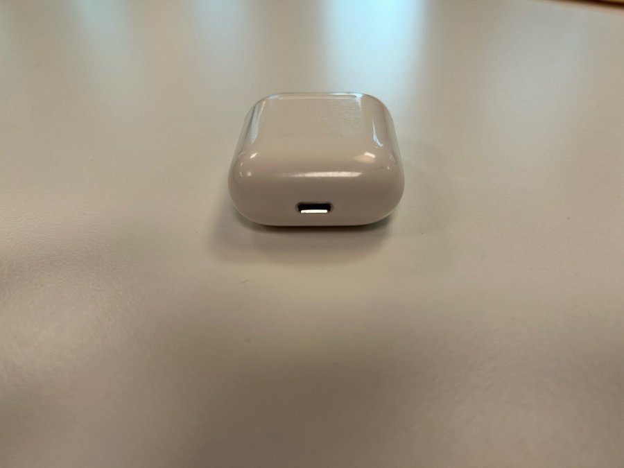 Apple Airpods Laddningsetui - Apple Original produkt (Gen2) (Modell A1602)