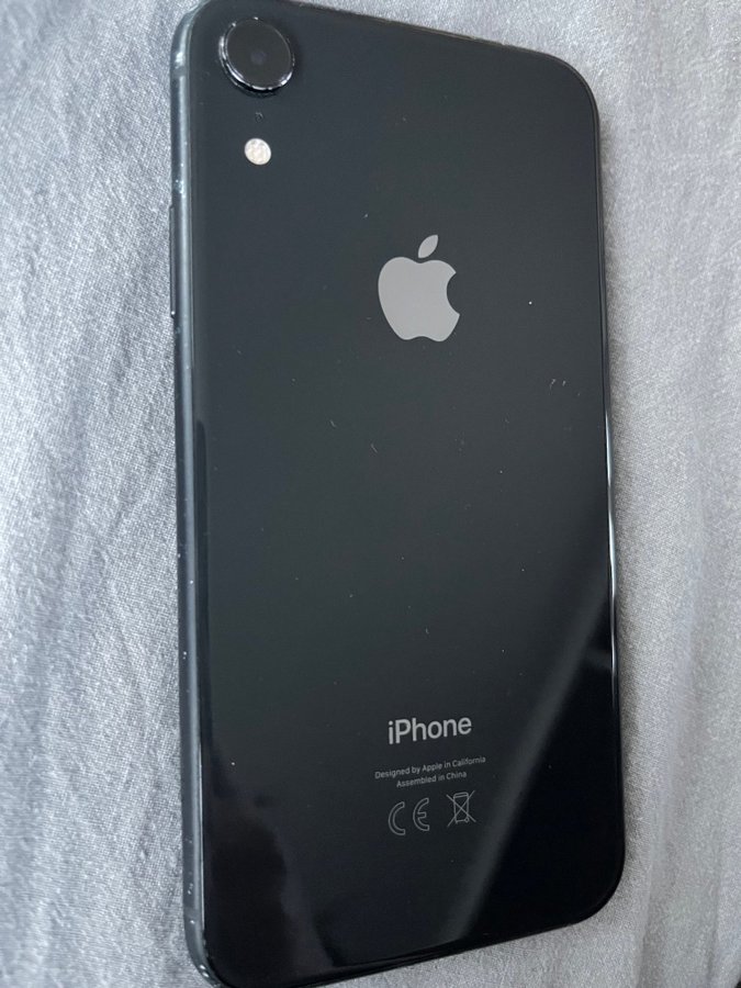 iPhone XR 64 gb