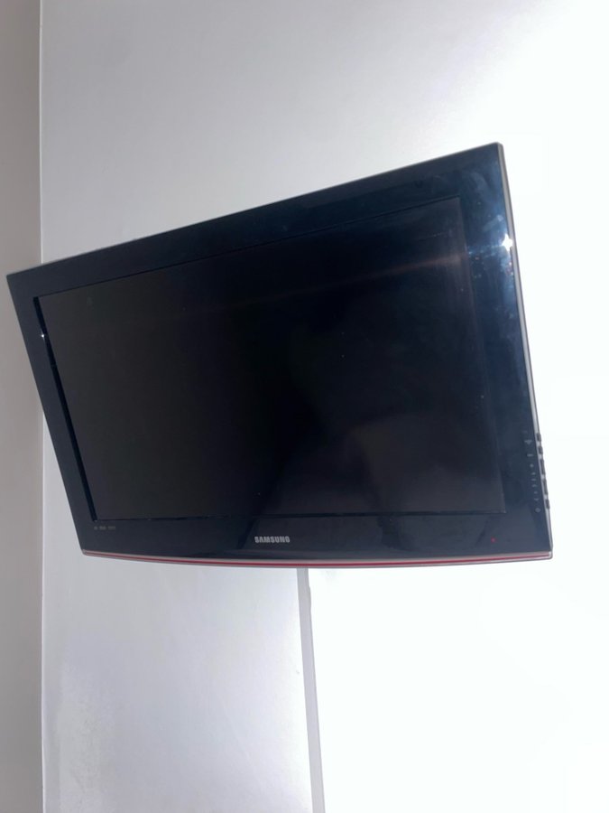 Samsung TV 32 tum