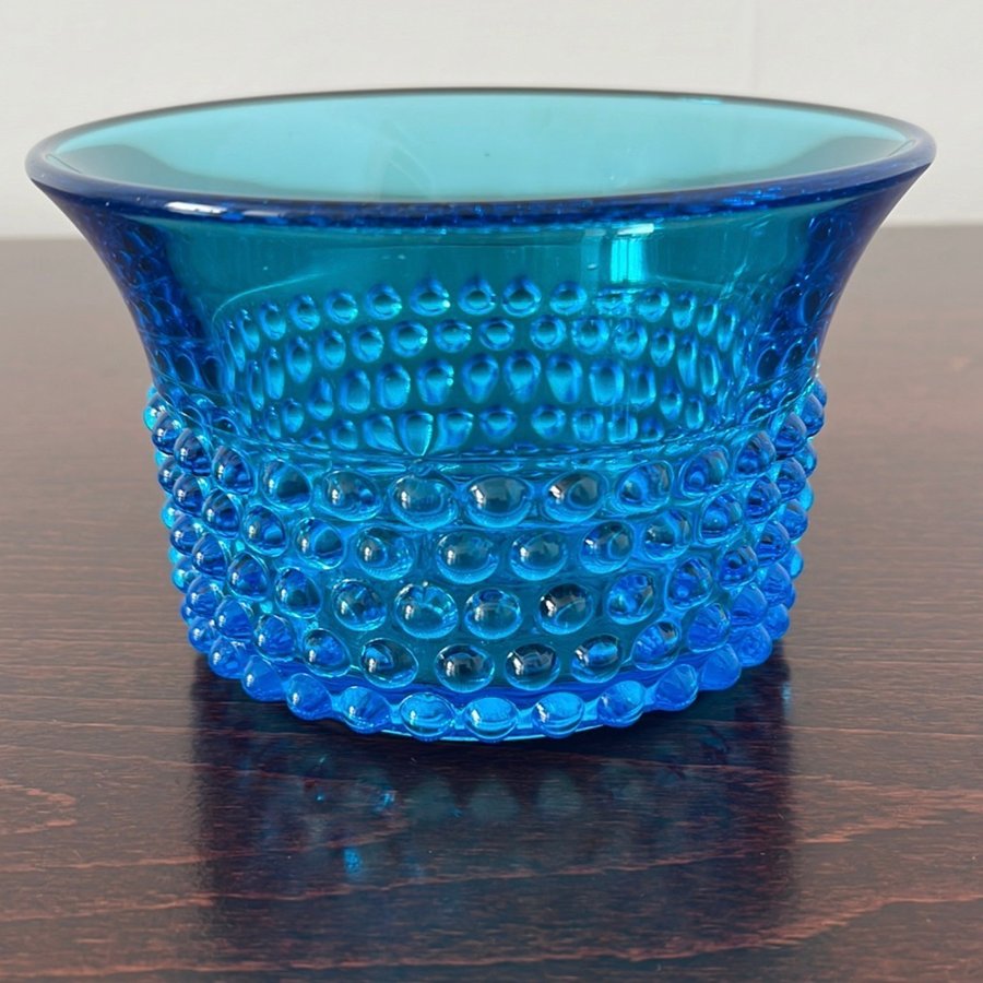 IITTALA FINLAND SAARA HOPEA NÄPPYLÄ NUUTAJÄRVI KROKUS NOPPSKÅL GLAS SKÅL VAS BLÅ