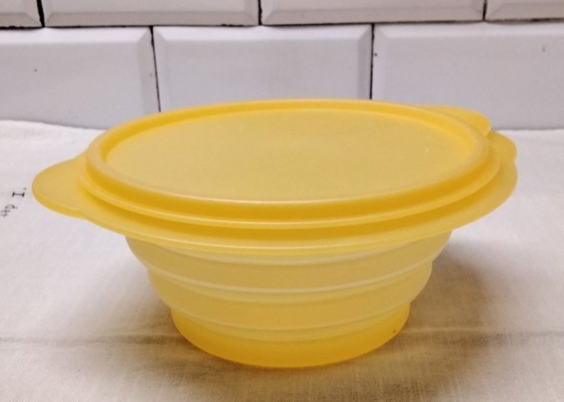 2 st Tupperware skålar med lock MiniMax 700 ml nya