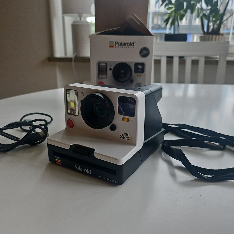 Polaroid OneStep 2