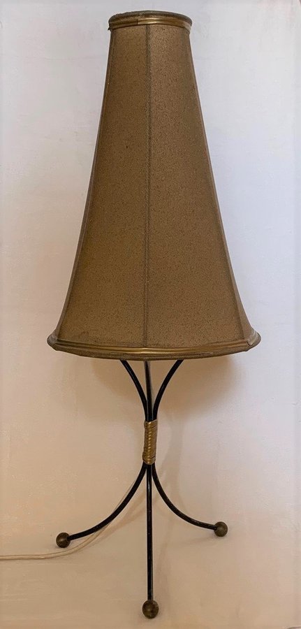 BORDSLAMPA VINTAGE 1950-TAL SMIDE MÖJLIGEN ATELJÉ LYKTAN