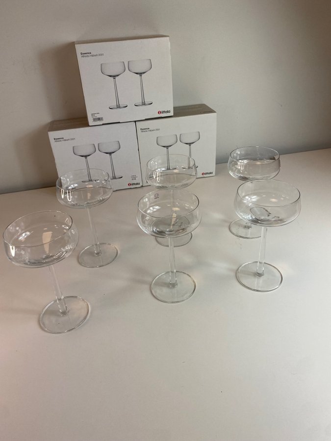 Cocktailglas ” Essence ” Iittala Alfredo Häberli