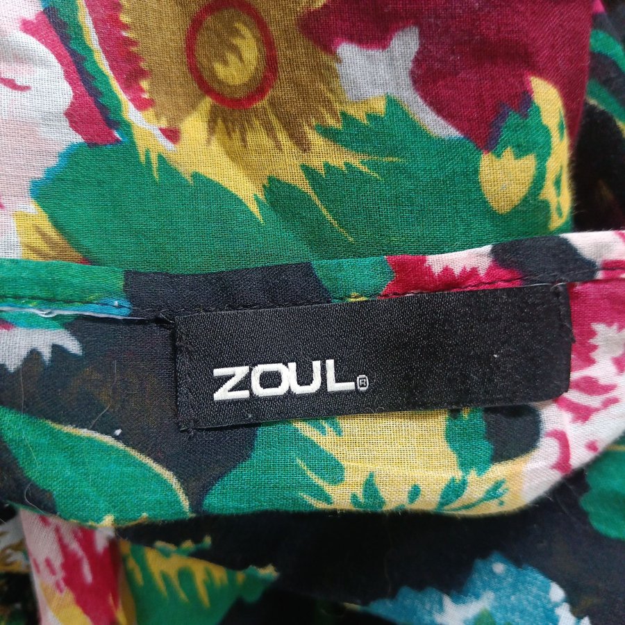 Zoul svart / blommig sjal scarves scarf