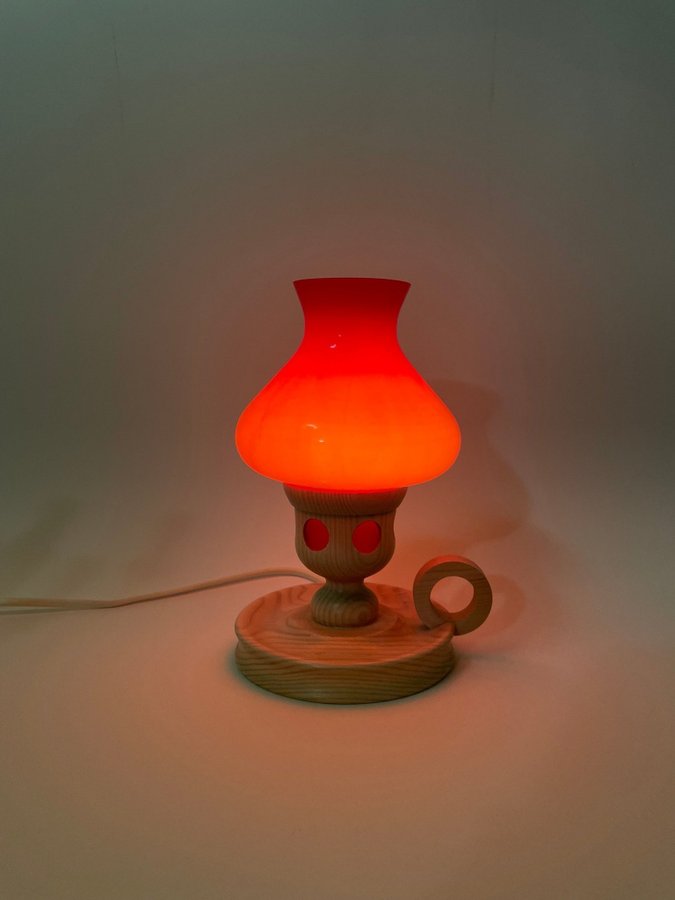 Retro 70-tals bordslampa trä orange glaskupa opalglas Lampson B70