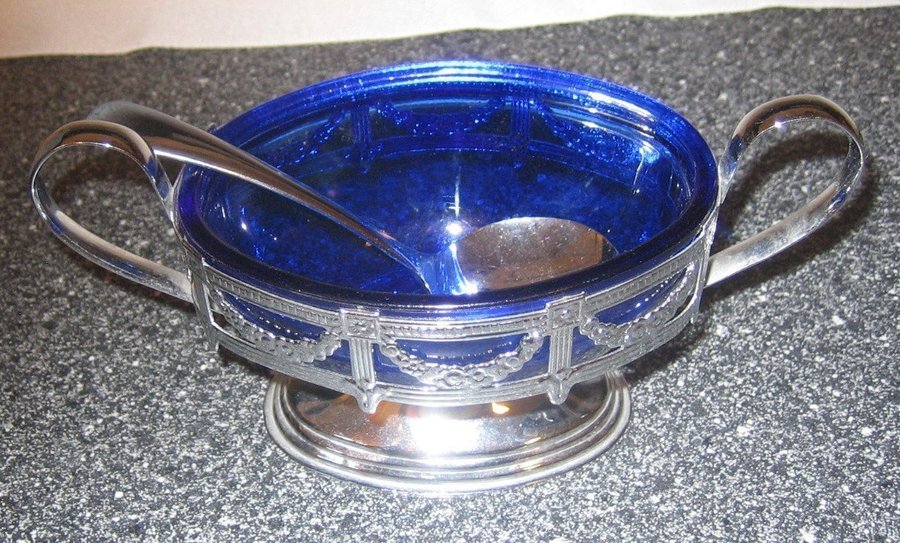 Retro Vintage - Engelsk blå skål i glas med metallkorg inkl tillhörande sked
