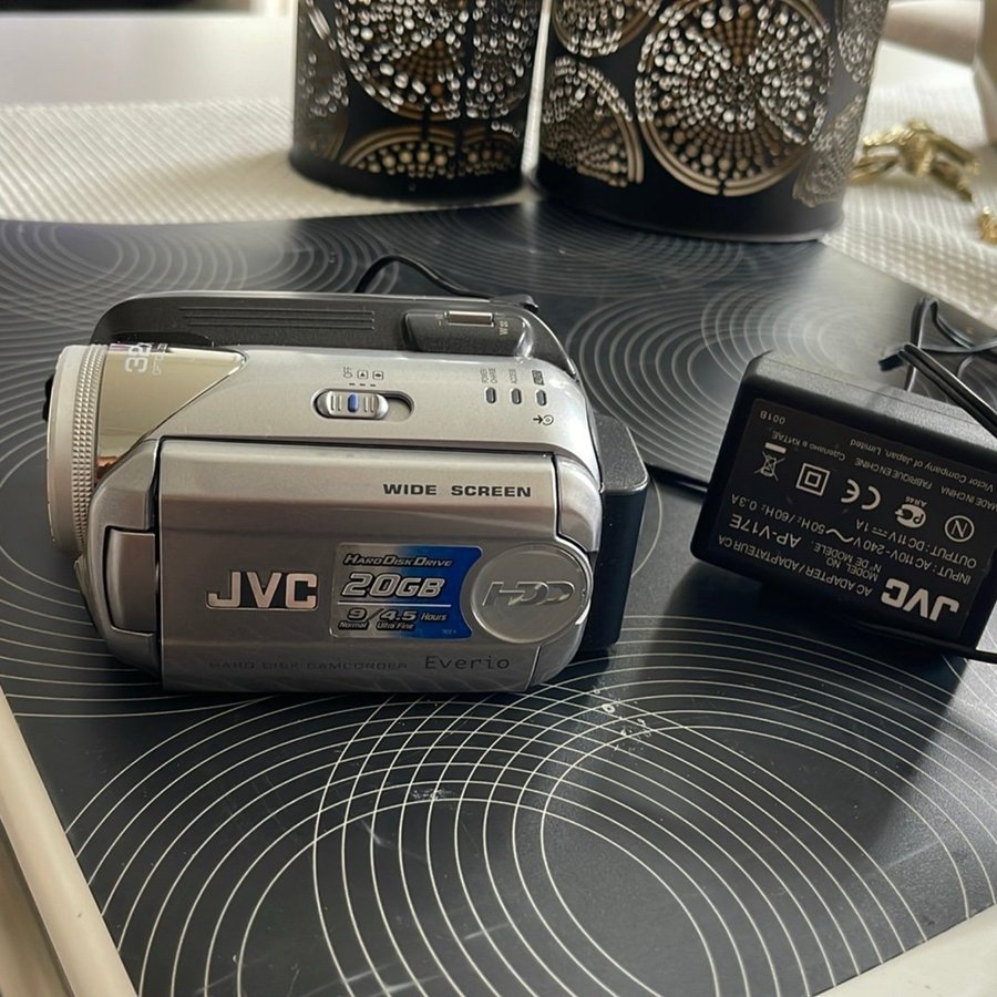 VIDEOKAMERA JVC HDD