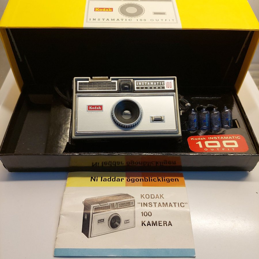 KODAK INSTAMATIC 100 OUTFIT!!