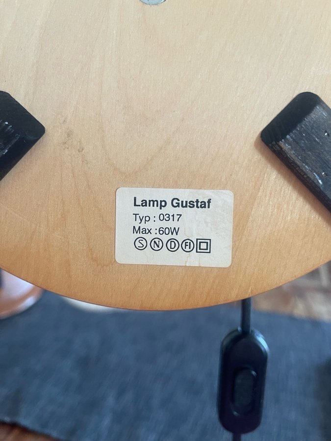 SÄNKT UTROP!! TVÅ MYCKET FINA RETRO LAMPOR LAMP GUSTAF