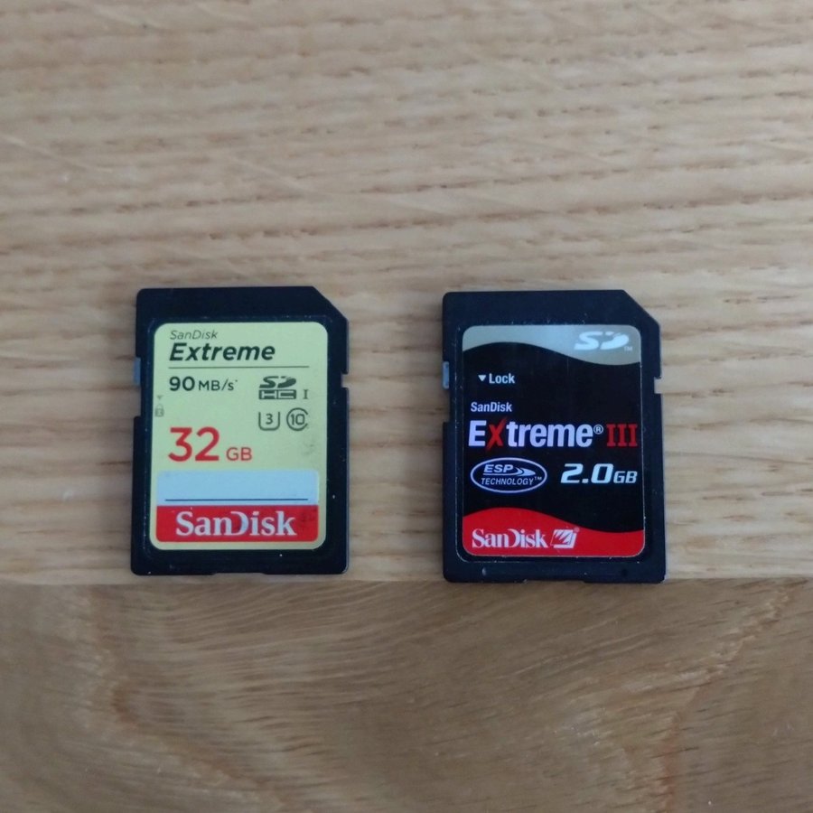32GB och 2GB Sandisk Extreme SD Card Minneskort SD-kort SD memory card 90MB/s